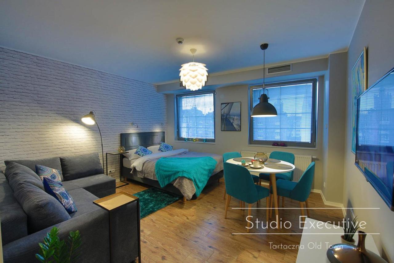 Tartaczna Old Town Apartment กดัญสก์ ภายนอก รูปภาพ