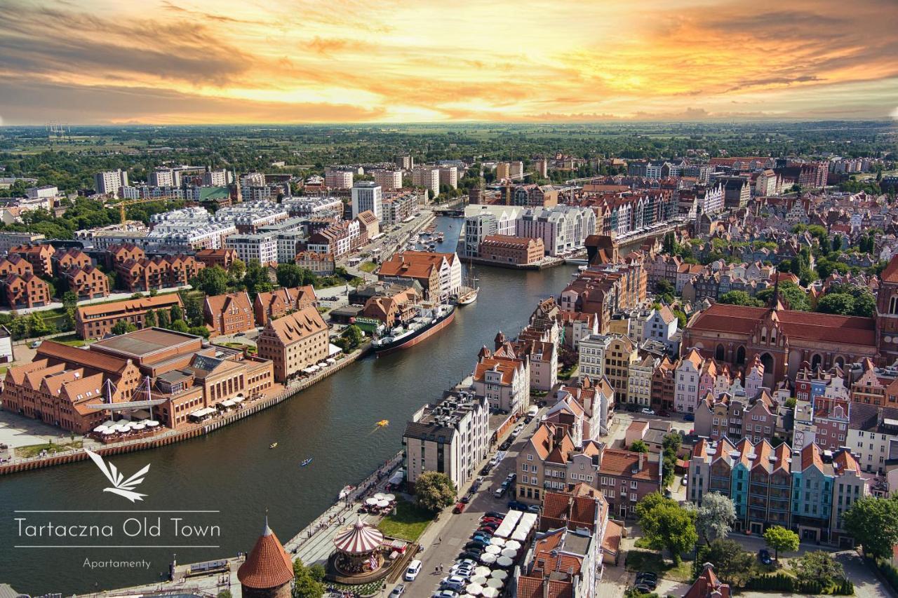Tartaczna Old Town Apartment กดัญสก์ ภายนอก รูปภาพ